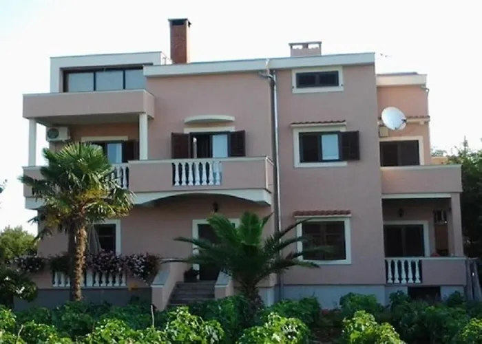 In Διαμέρισμα